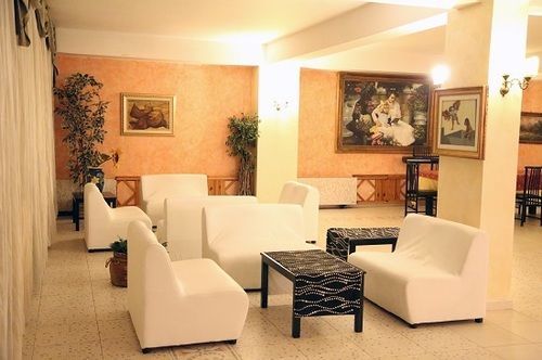 Hotel All'Antico Pozzo Барчеллона-Поццо-ди-Готто Экстерьер фото